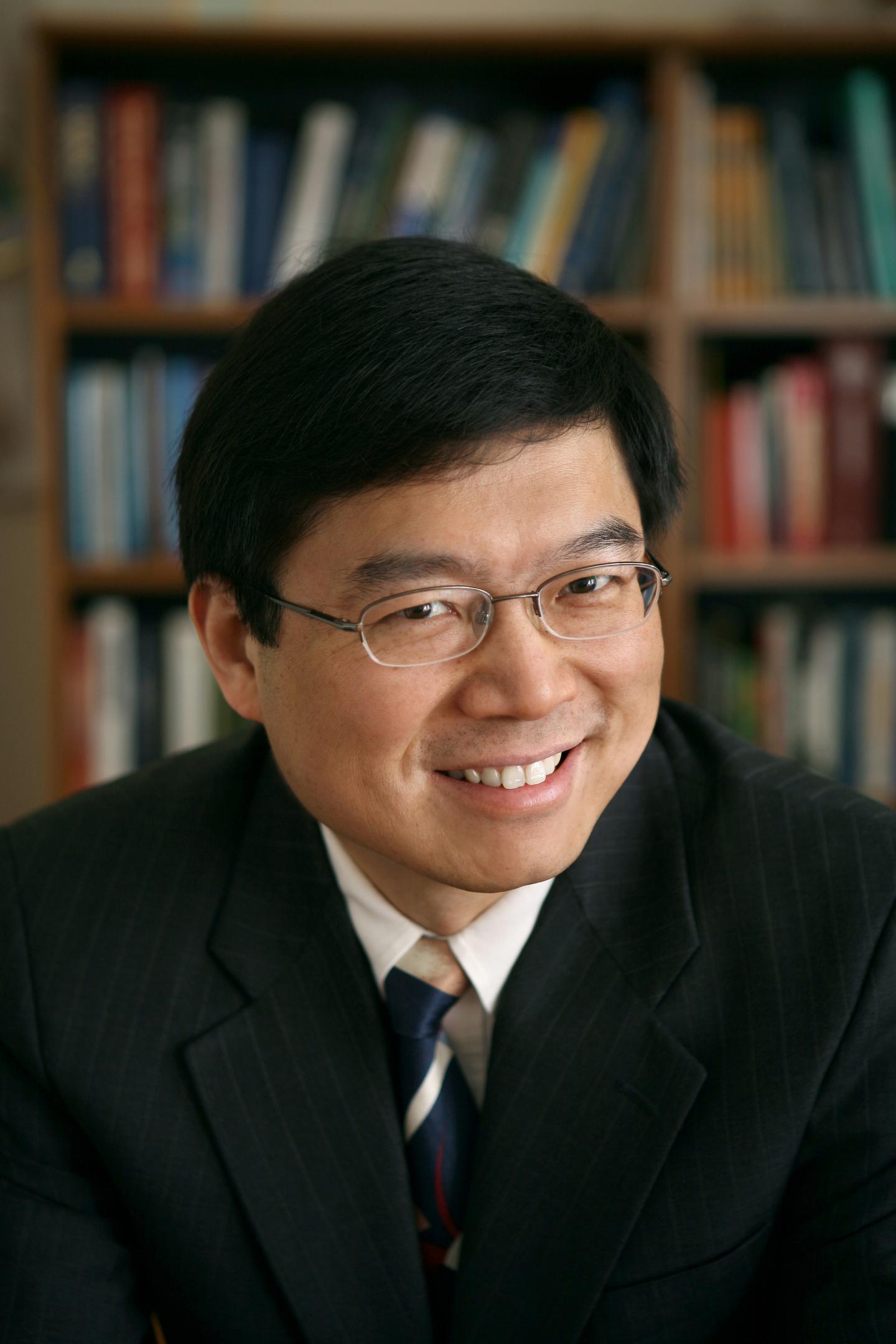 Lihong V. Wang 